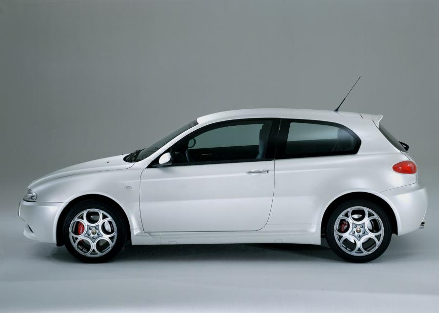  Alfa Romeo 147 GTA 2002 года  (фото 64 из 70)